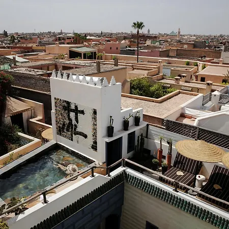 Riad El Aaiun